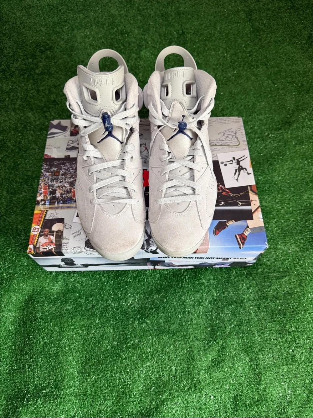 Jordan Retro High-Top Sneakers in Light Grey with Navy Accents